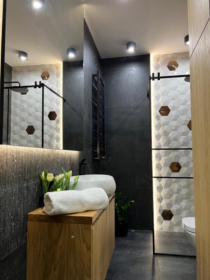 Family & Business Elegant Apartments, Kadzielnia, Wdk, Stadion Korona -1 Bedroom, Terrace, Garage, New! Kielce Bagian luar foto