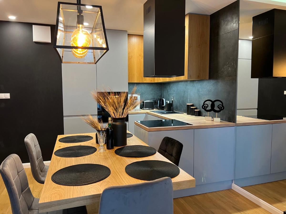Family & Business Elegant Apartments, Kadzielnia, Wdk, Stadion Korona -1 Bedroom, Terrace, Garage, New! Kielce Bagian luar foto
